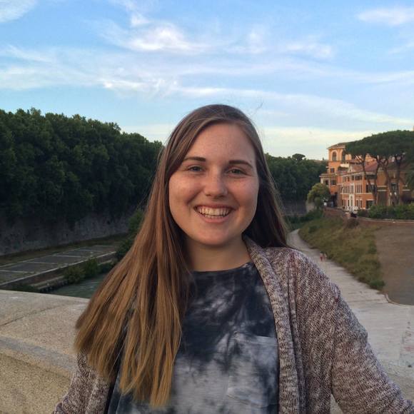 Meet your Posher, Melanie