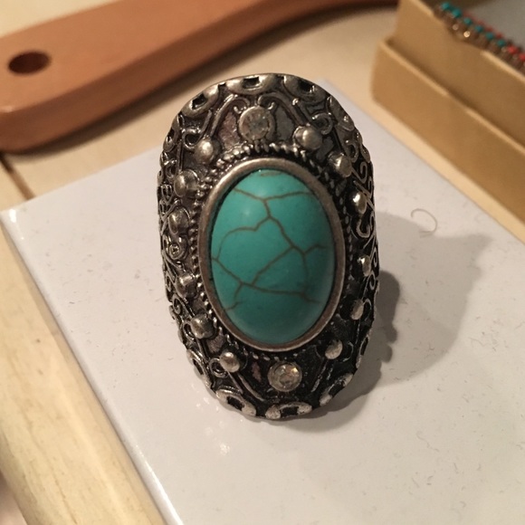 Turquoise stone ring