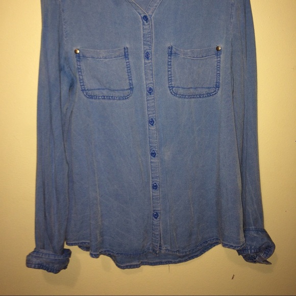 Casual button up - Picture 2 of 4