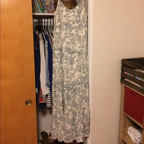 American Eagle Maxi Dress! Basically New!