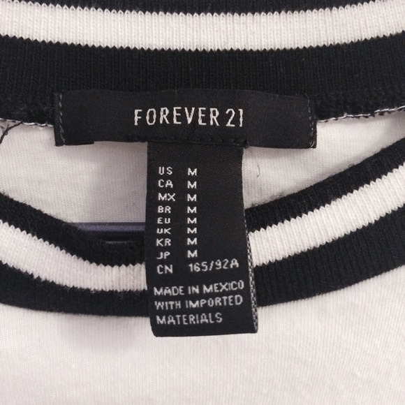 forever 21 t-shirt - Picture 2 of 2