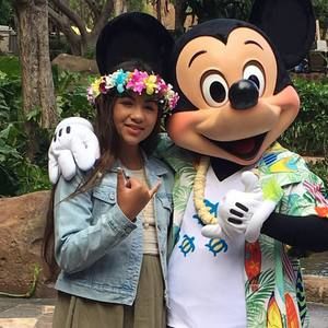 Meet your Posher, Jade