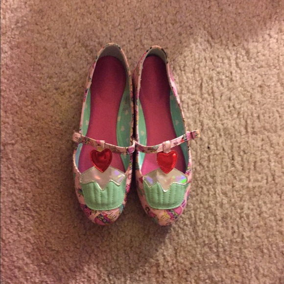 New With Box Iron Fist T-strap cupcake flats. CUTE - Picture 2 of 3