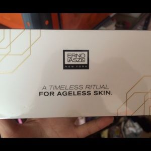 Erno laszlo travel set