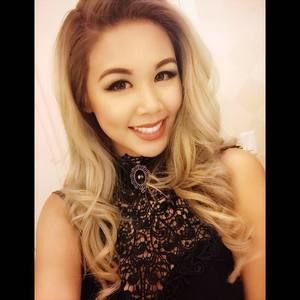 Meet your Posher, Cassandra