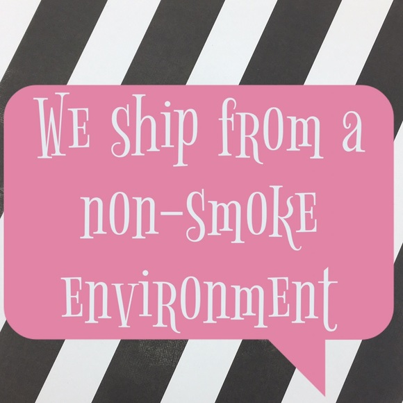 🌸5/$25🌸 Blue White Check Infinity Scarf 35"x20" - Picture 3 of 3