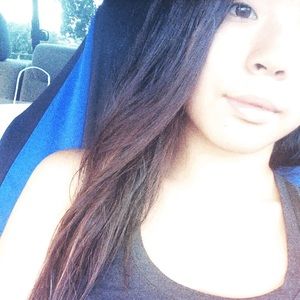 Meet your Posher, Kayla