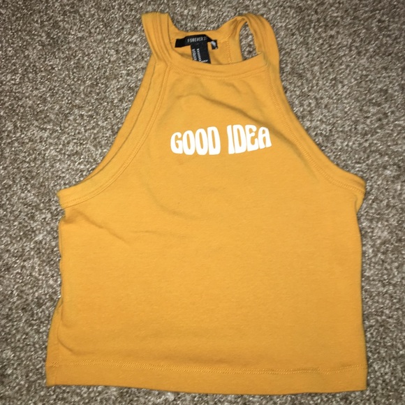 Crop top