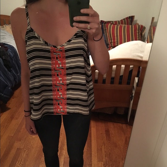 Funky Flowy Tank - Picture 4 of 4
