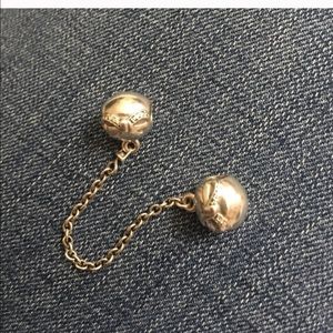 Charm bundle for lily