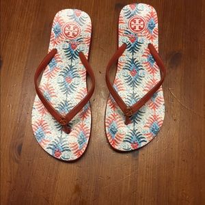Tory Burch flips sz 7.5