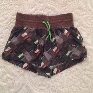 Saucony xs athletic shorts