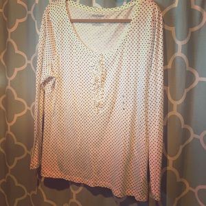 Old navy ruffle front tee