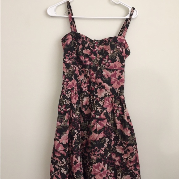 🌟Black floral dress NWOT