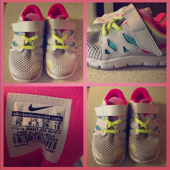 2 pair of sneakers, 1 Nike size 9 and 1 gap s8