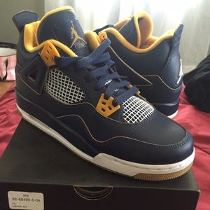 Air Jordan's retro 4