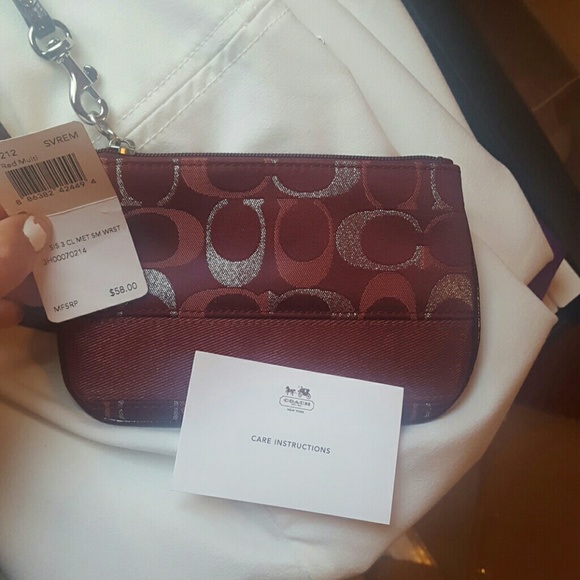 Sold on another Website Coach Wristlet - Picture 2 of 4