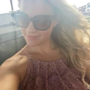 Meet your Posher, Vanessa