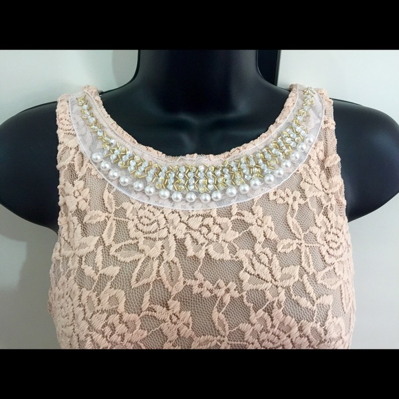 Gorgeous Lace Asymmetrical Dress - Picture 3 of 4