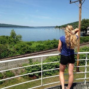 Meet your Posher, Ashleigh