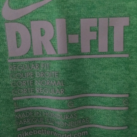 Nike Dri Fit Tee - Picture 3 of 3