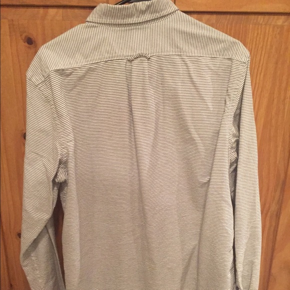 American Eagle button down - Picture 4 of 4