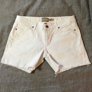 PAIGE Denim Shorts! MINT CONDITION SZ 28