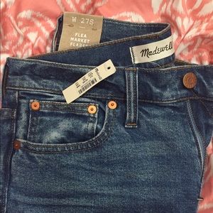 Flea market flare jeans in maribel wash (short 27)
