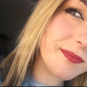 Meet your Posher, Gabby