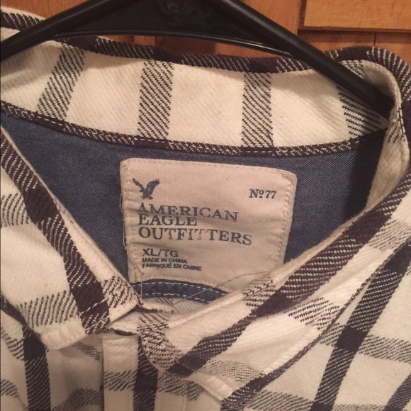American Eagle button down - Picture 2 of 3