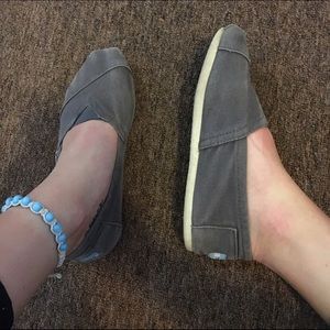 Grey TOMS
