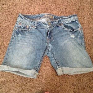 American eagle Bermuda shorts