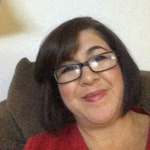 Meet your Posher, Raquel