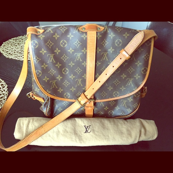 ❌Louis Vuitton Saumur 35❌sold in Mercari