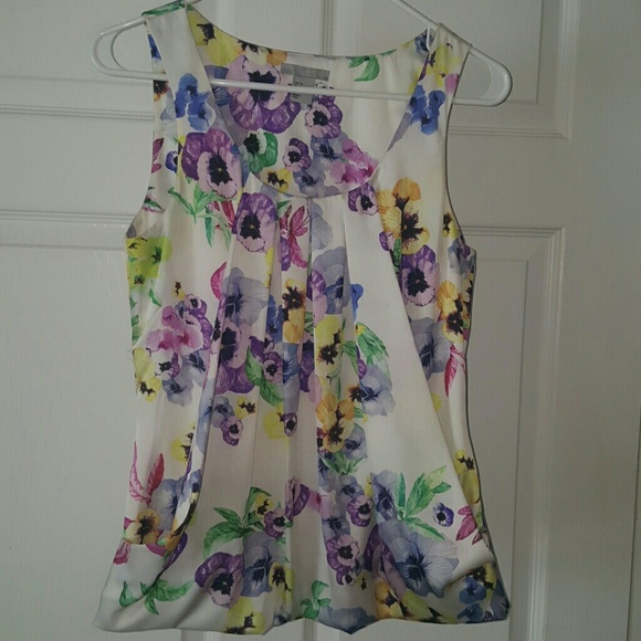 H&M floral sleeveless blouse