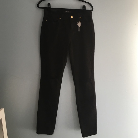 NWT J Brand Low Rise, Slim Boyfriend Jeans - Picture 1 of 4