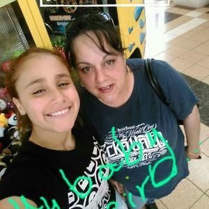 Meet your Posher, Marisa