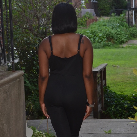 Caged Cutout Jumpsuit - Picture 3 of 3