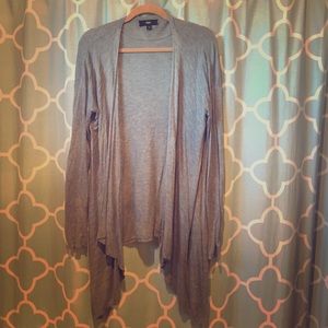 Heathered grey flowy cardigan sweater