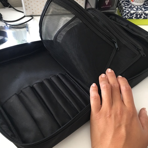Bobbi Brown makeup bag