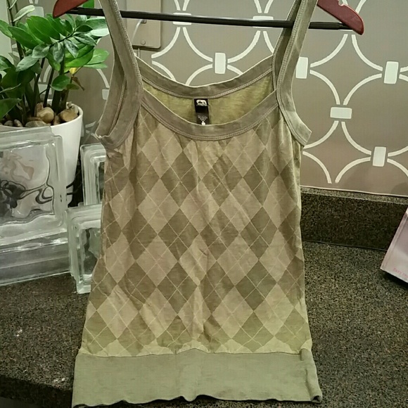 🎉Argyle Green Tank...Soft! - Picture 1 of 3