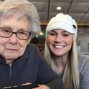 Meet your Posher, Amanda