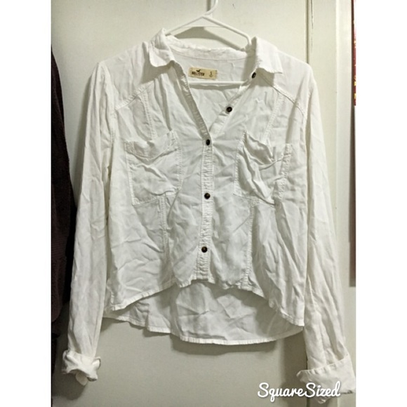 Hollister Cropped Shirt