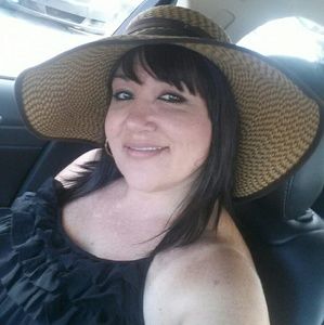 Meet your Posher, Maite