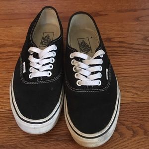 Black Vans Size 8,5