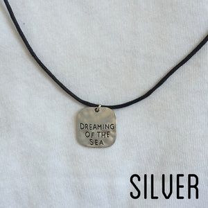 Dreaming of the Sea Choker