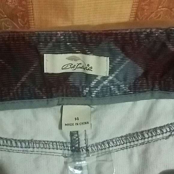 Skirt - Picture 2 of 2