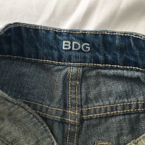 BDG high rise cheeky shorts - Picture 2 of 3