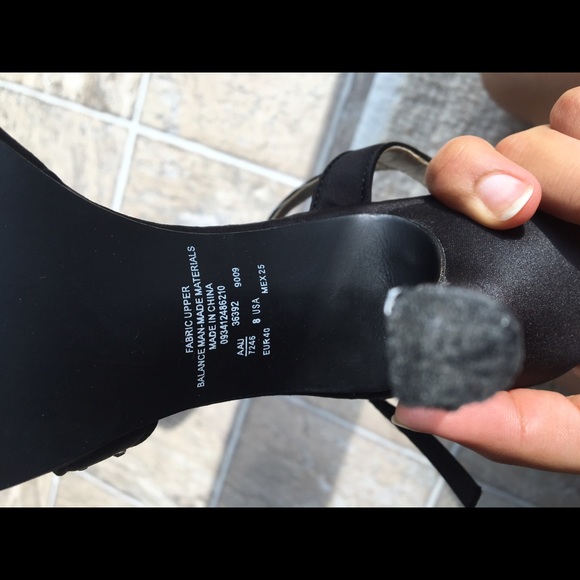 Black sparkly heels - Picture 3 of 3