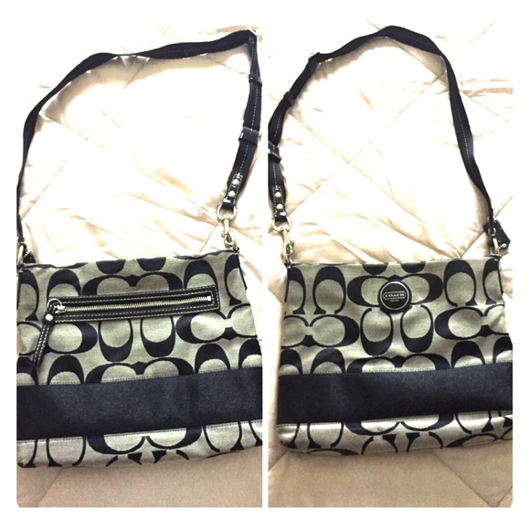 SOLD💕COACH💕 over-the-shoulder bag